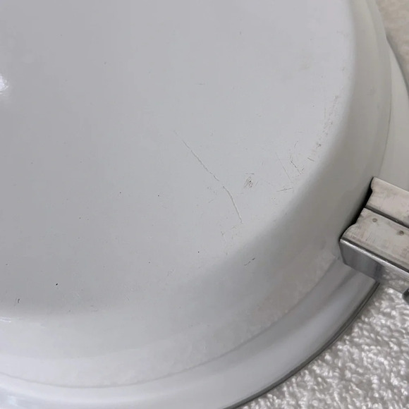 Vintage Enamelware Floral Bouquet Skillet Frying Pan - Picture 11 of 12